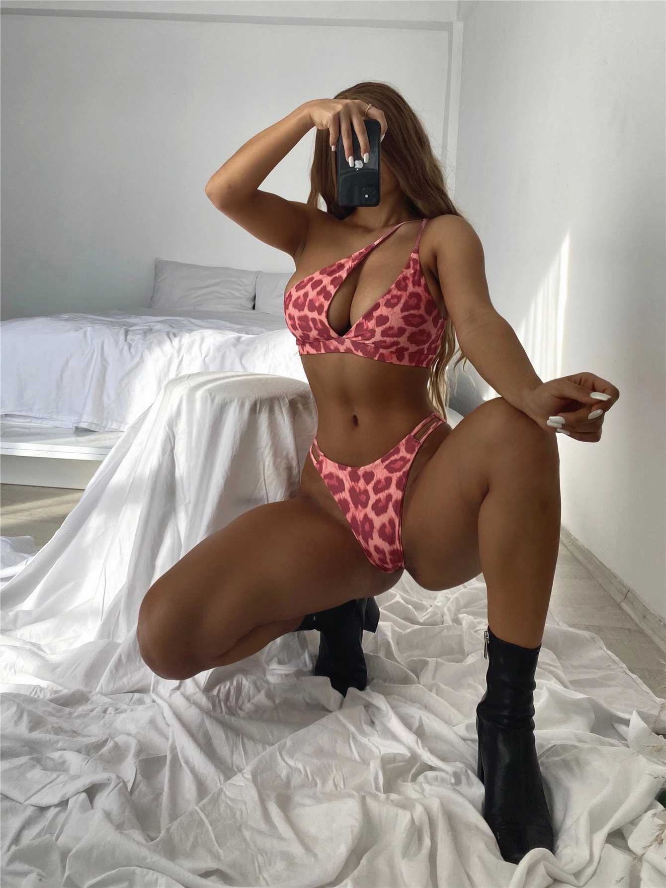 Alluring Pink Leopard Bikini